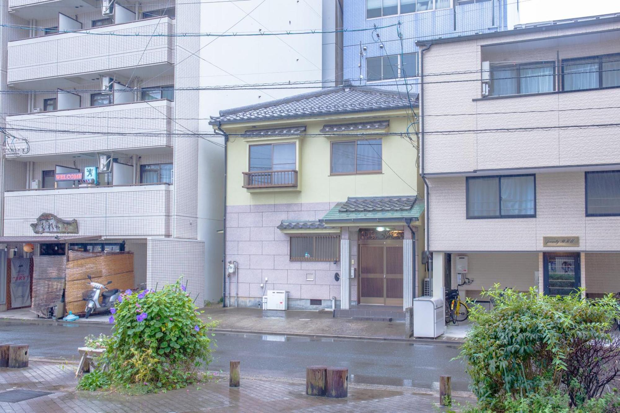 Hiroshima Danbara Libplus 外观 照片